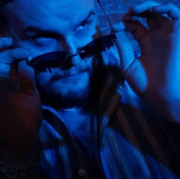 Meet your Posher, Joe - Picture 1 of 1